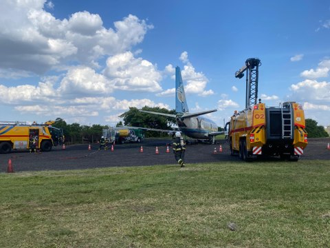 Simulação de incêndio em aeronave no Aeroporto Internacional de Viracopos