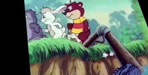 Kissyfur Kissyfur S02 E010 Swarm Outside Halo & Goodbye