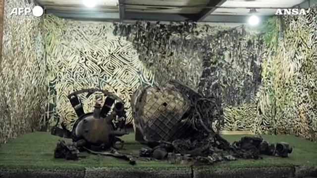 Ucraina, mostrati ai giornalisti frammenti di missili russi usati nell'attacco a Dnipro