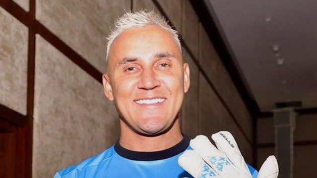 Keylor Navas felicita a Amelia Valverde por su triunfo con Rayadas en la Liga MX Femenil