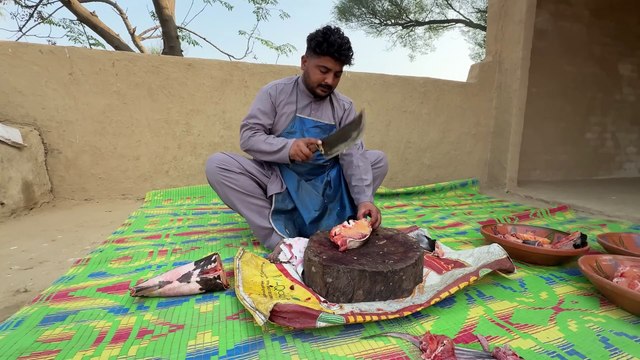 68 Pounds Big Catfish Huge Fish Cutting and Cooking Giant Catfish Fry Village Food Secrets