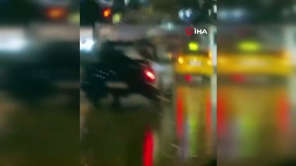 Seyir halindeki kamyonet drift atarak ilerledi