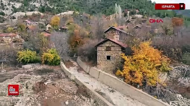 Isparta'da baraj sularının çekilmesiyle gün yüzüne çıkan Darıbükü köyü