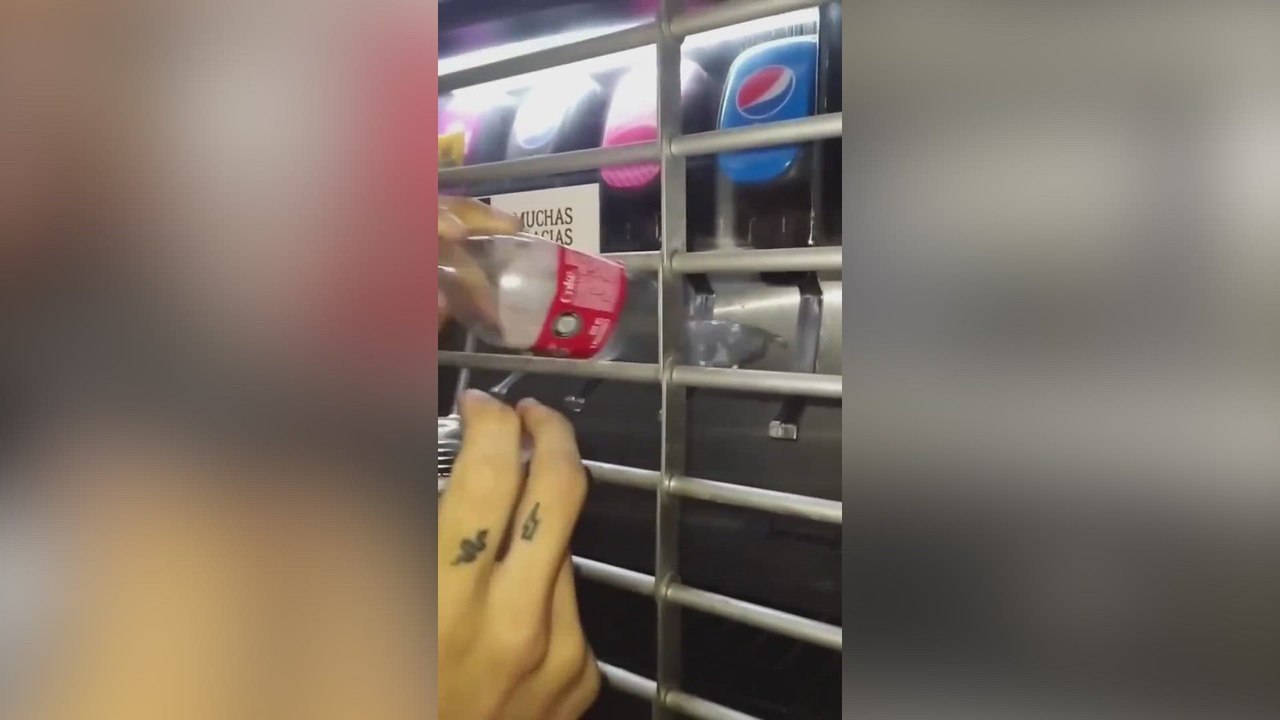 La treta de este joven para conseguir Pepsi ‘gratis’ que ya han visto millones de personas