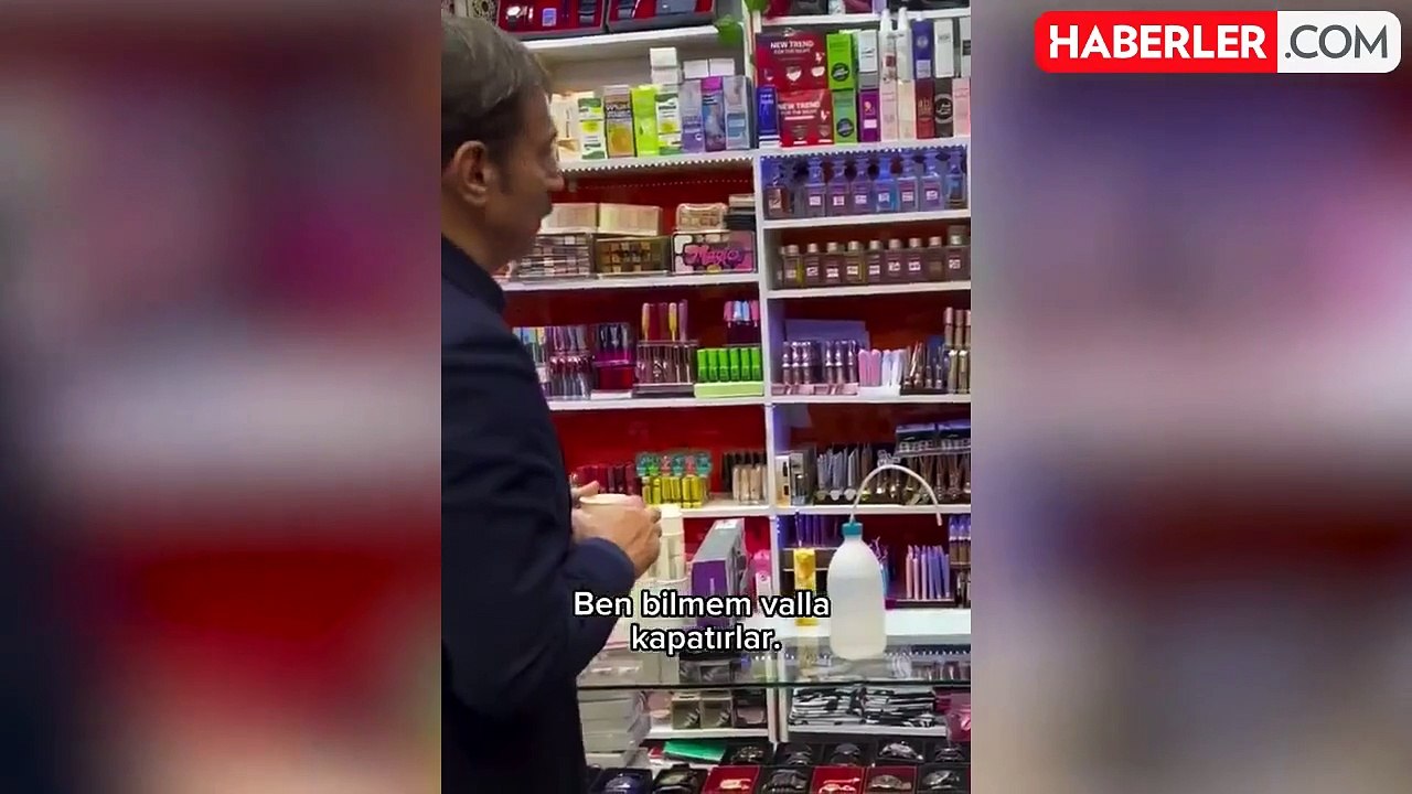 Suriyelilerin dükkanına girip ruhsat soran belediye başkanına soğuk duş