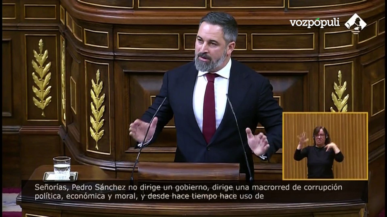 Abascal: "Pedro Sánchez está profundamente enamorado, como él decía. Pero lo está de sí mismo"