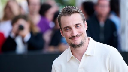 GALA VIDEO - “Tu ne sais faire qu’un truc…” : Pierre Lottin adoubé par son père à ses débuts, ce conseil qu’il lui a donné