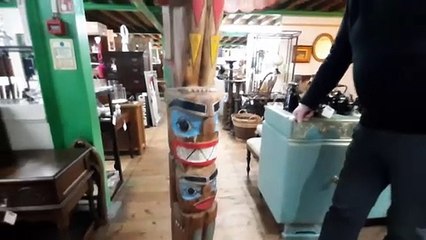 Totem pole at old mill antiques