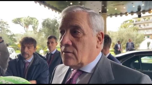 Tajani sul no al taglio canone Rai: noi per meno tasse ma non così