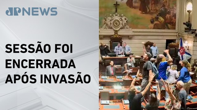 Manifestantes invadem Plenário da Câmara Municipal do Rio de Janeiro