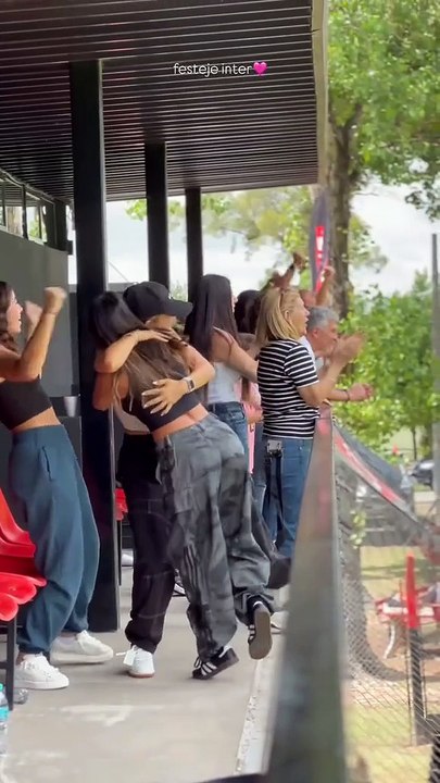 Antonela Roccuzzo estuvo presente en el partido de su hijo en Rosario y sorprendió a todos con sus gestos. Mirala.