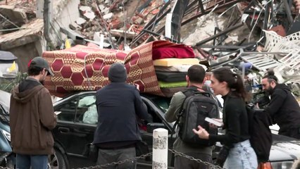 Libaneses aproveitam trégua para voltar para casa