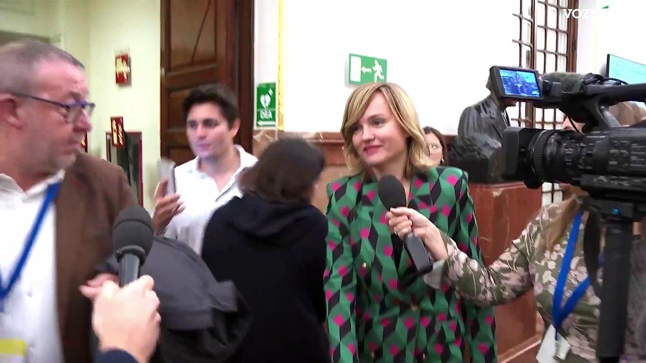 Preguntan a Sánchez, Cerdán y Montero por la dimisión de Lobato