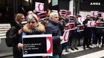 Violenza sulle donne, flash mob a Genova organizzato dalla Uil