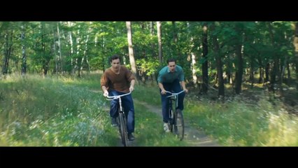 Huida hacia Berlín - Tráiler español