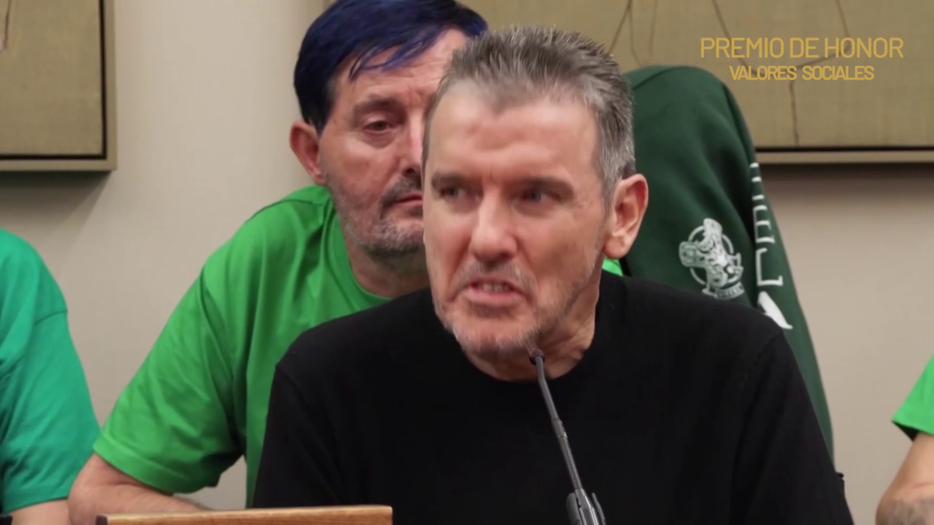 Navarra Televisión reconoce con el Premio de Honor a todas las personas afectadas por ELA