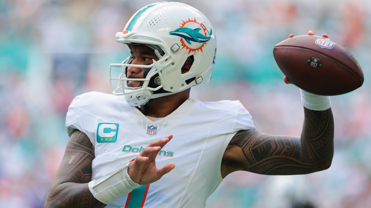 Dolphins vs. Packers: Cold Showdown at Lambeau Field