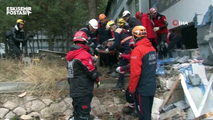 Havaalanında tahliye, enkaz aramaları… Eskişehir'de 6,5'lik deprem senaryosu