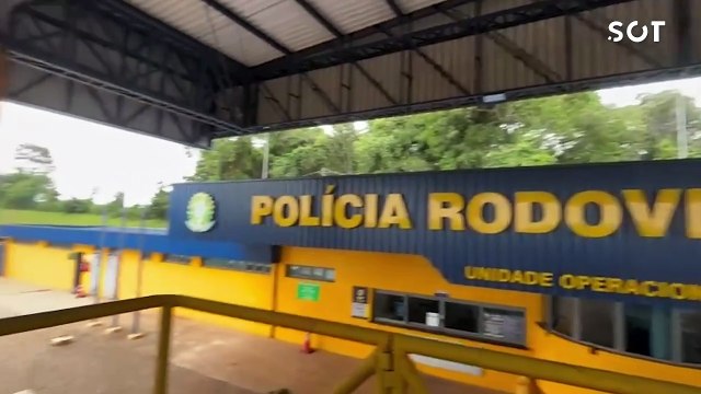 PRF apreende uma tonelada de maconha escondida em carga de farinha na BR-369 em Cascavel