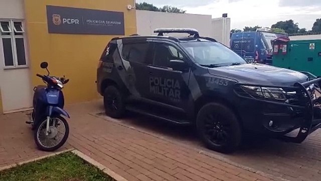 Jovem é preso com maconha e motocicleta apreendida em ação contra o tráfico