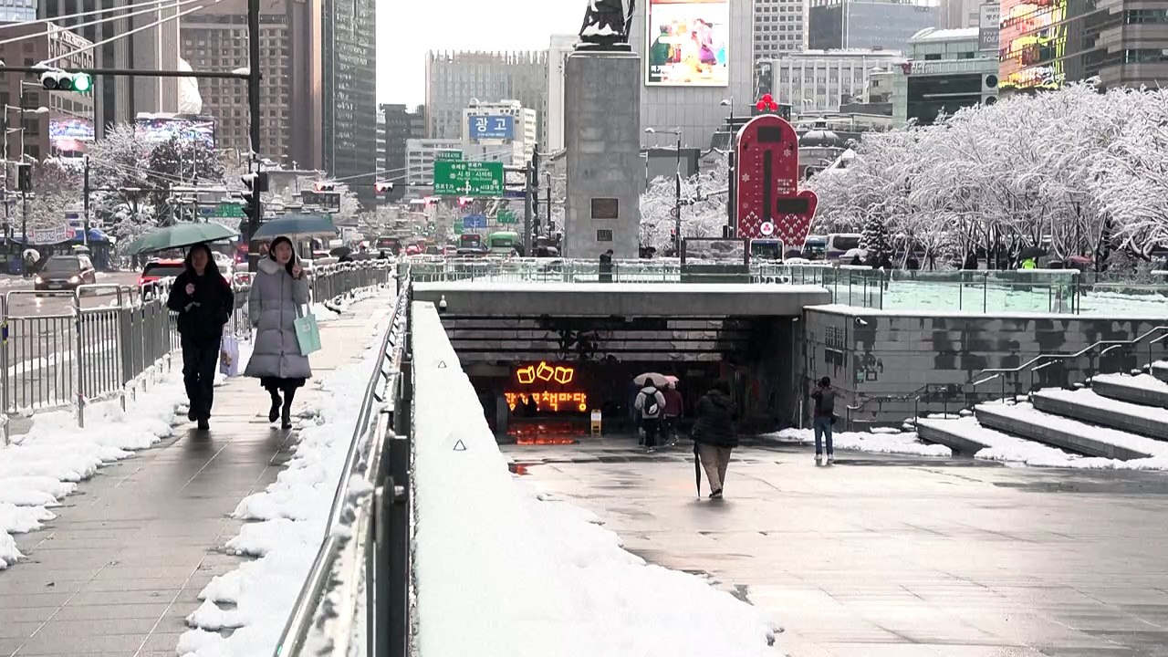 Neve bate recorde em Seul
