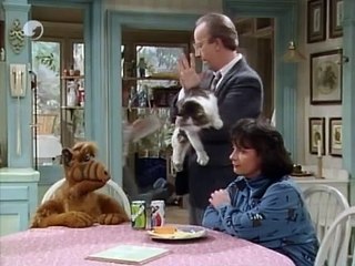 ALF 02x19, Tengo que Salir de Aquí