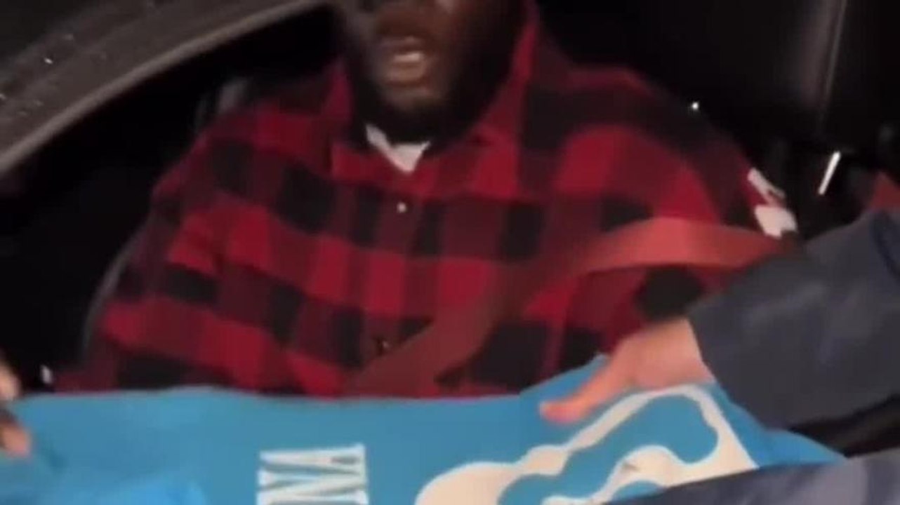 Lukaku, il gesto che sorprende il tifoso. Vuole firmare la maglia ma...