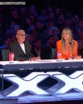 **The Great Magician – Witness Mesmerizing Tricks, Astonishing Illusions, and Mind-Blowing Performances! A Magical Journey That Will Leave You Spellbound!**