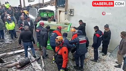 Kastamonu'da Yangın: 1 Yaralı, Baba ve Engelli Oğul Kayboldu