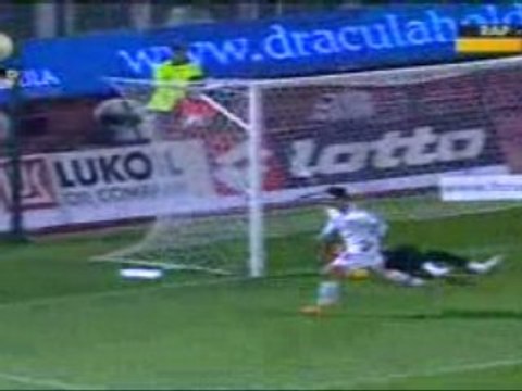 Rapid - Dinamo (0-2), gol Bratu ( FotbalOnline.Net )