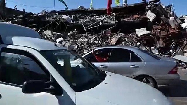 Libaneses desplazados regresan a Nabatieh tras el acuerdo de alto el fuego entre Israel y Hizbulá