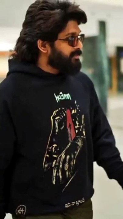 Icon Star Alluarjun and Rashmika at Pushpa 2 Promotions | Celebrity News