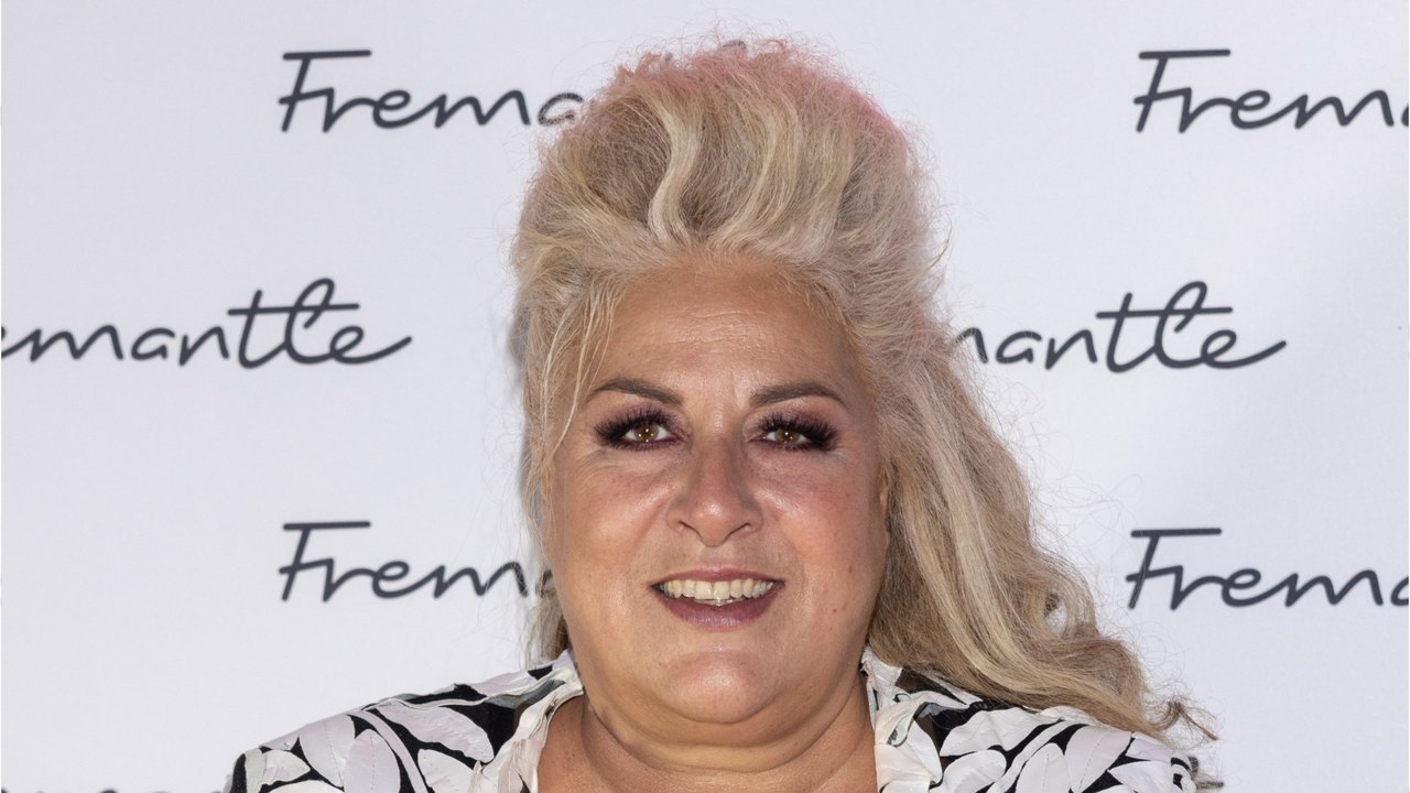 Marianne James émue en évoquant ses débuts à Paris : “Je faisais la manche”