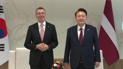 한-라트비아 정상회담..."러북 군사협력 공동 대응" / YTN