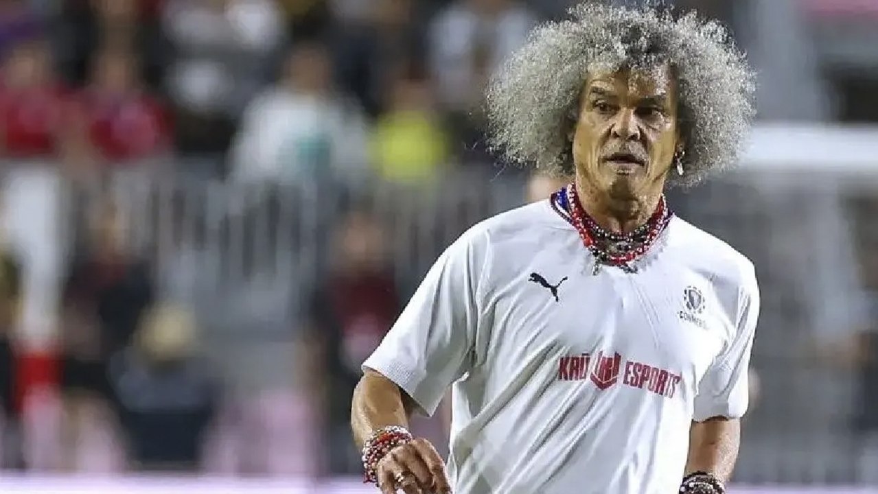 Pibe Valderrama defiende los festejos de Efraín Juárez: ''Es una exageración''