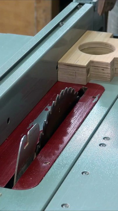Jig saw tips