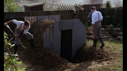 Hope and Glory (1987) | Comedy, Drama, Romance