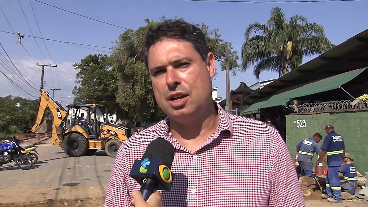 Obras de drenagem em Itanhaém iniciam em uma das vias principais da cidade