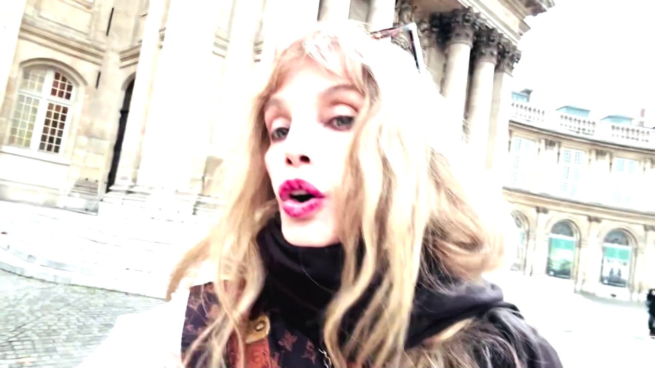 Arielle Dombasle - Cérémonie de l'Académie Française à l'Institut de France...