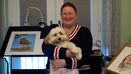 Life changing car accident transforms policewoman into thriving artist.