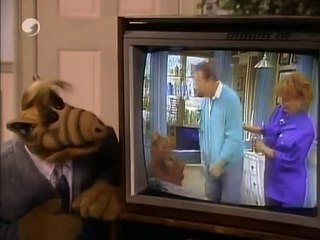 ALF 03x03, A tu Mirar me Acostumbré