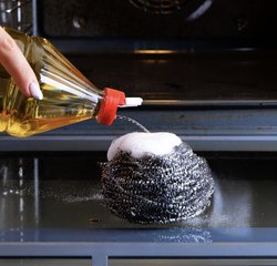 Des ASTUCES de nettoyage rapides et utiles pour les tâches quotidiennes