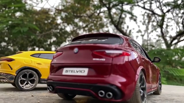 Unboxing of Mini Lamborghini Urus Diecast Model SUV _ Off-roading _ Stelvio _ Lamborghini Originals