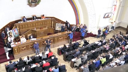 Venezuela aprueba ley que castiga respaldo a sanciones con hasta 30 años de cárcel