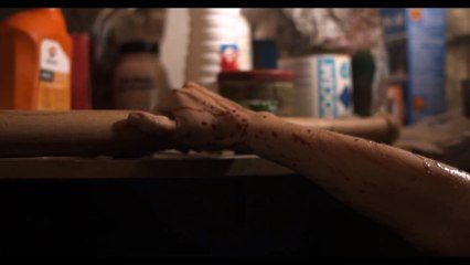 La terrible matanza sangrienta en la que todos mueren menos la rubia en una fiesta nocturna de cumpleaños. The remake | movie | 2024 | Official Trailer