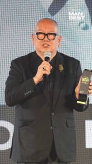 Jose Javier Reyes Accepts Award at MAHB 2024 | Esquire Philippines