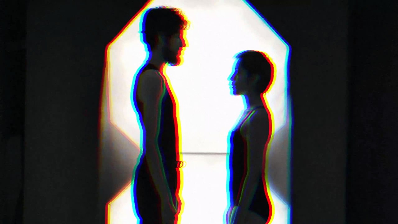 Roobird - NUBES GRISES (Video Oficial)