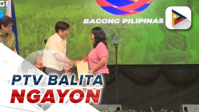 PBBM, namahagi ng mga titulo ng lupa sa agrarian reform beneficiaries sa Quezon Province