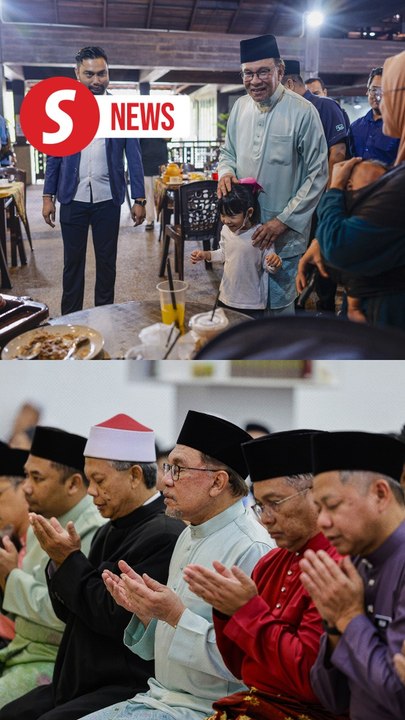 Anwar having routine prayers and meet-the-people lunch on a Friday
