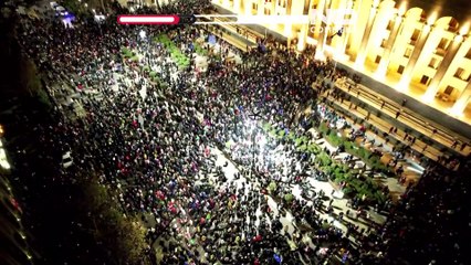 Protestos violentos na Geórgia após suspensão da candidatura à UE